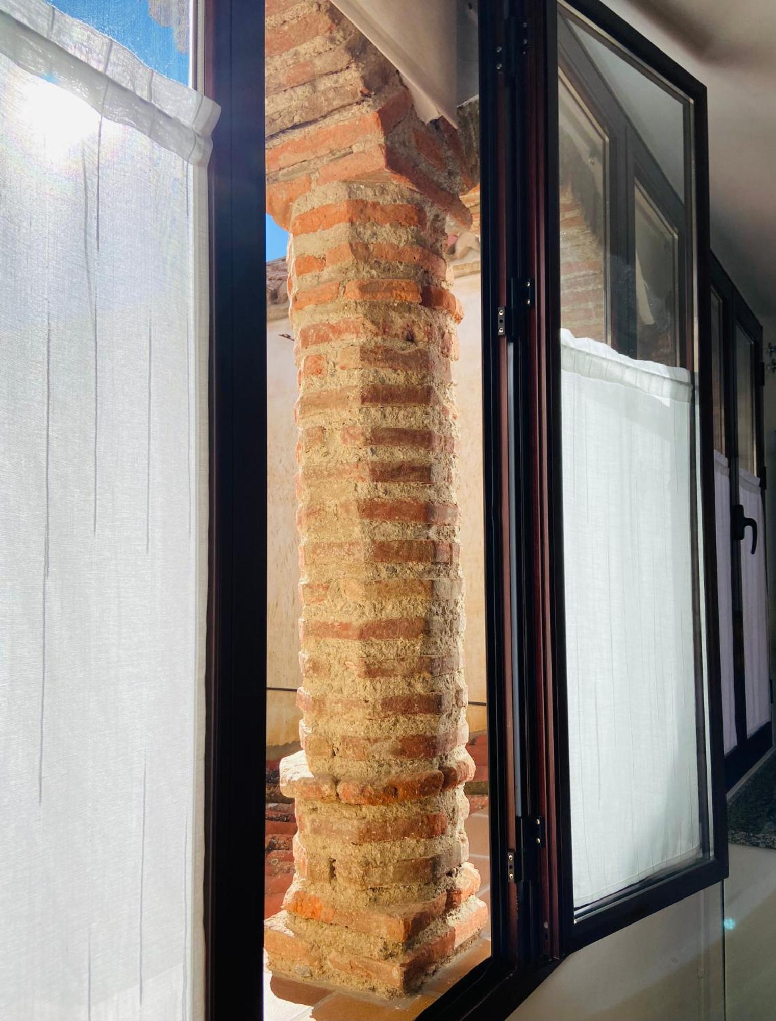 La Fonda De La Calle Ancha グアディクス エクステリア 写真